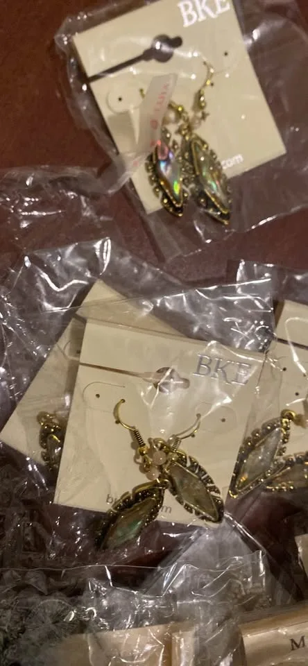 Assorted jewellery image indicator(2)