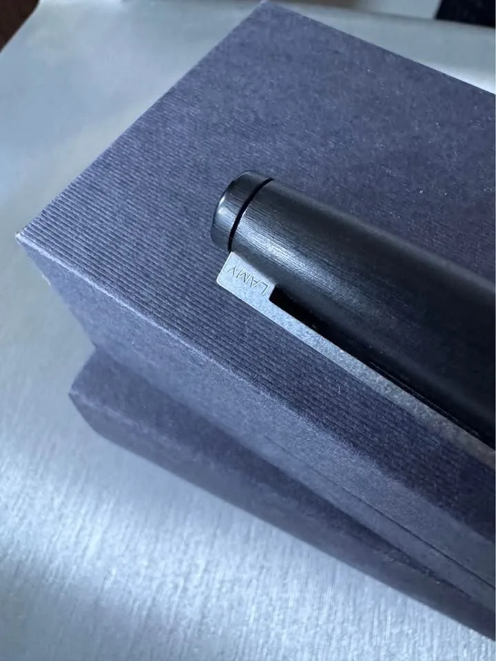 Lamy 2000 Fountain Pen image indicator(2)
