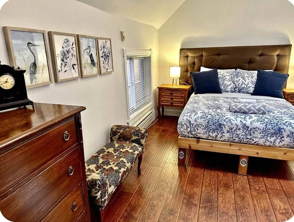 Private room for rent