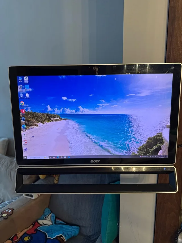 Acer Aspire ZS600 + Wall Mount