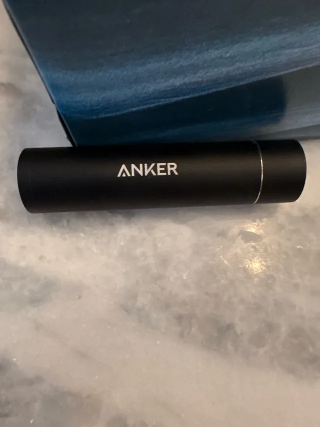 Anker PowerCore+ Mini image indicator(3)