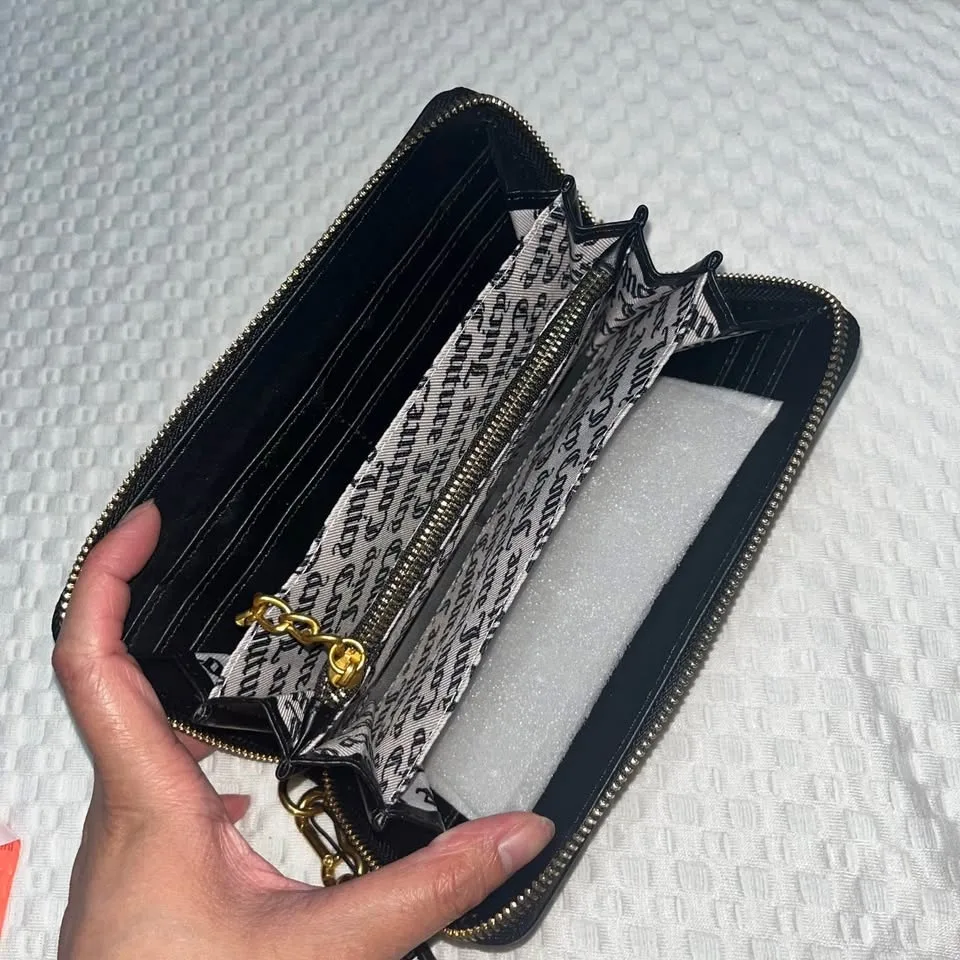 Juicy Couture Scottie Dogs Leather Wallet Wristlet image indicator(3)