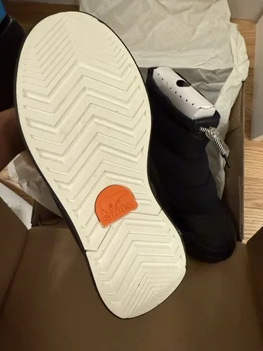 Sorel Boots Black Winter Boots Size Women US 7 / EU 38 image indicator(10)