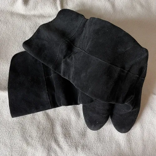 Urban Outfitters BDG Suede Heeled Knee High Boots Size 6.5 image indicator(9)