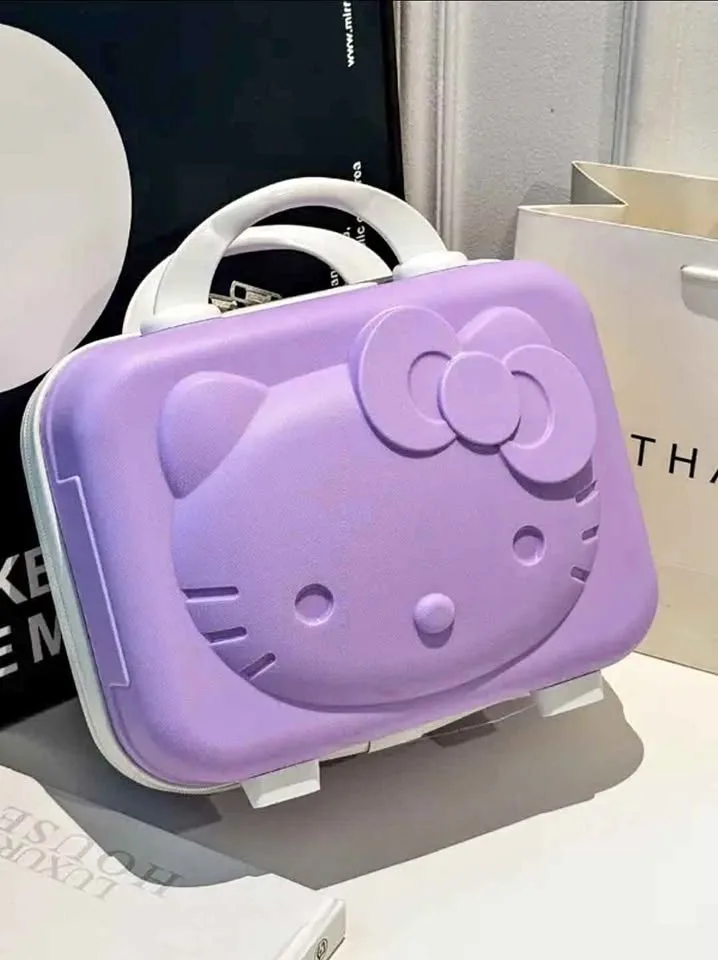 Luggage And Makeup Box in Small Bear Style, Plastic, Id