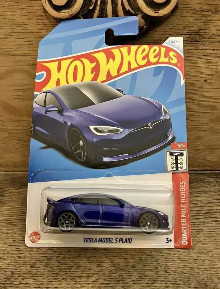 Tesla Model S Plaid #238 * BLUE * 2024 Hot Wheels Case P