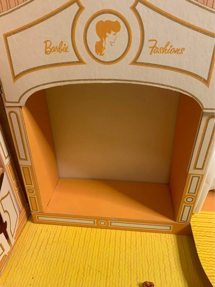 Vintage 1960s Mattel Barbie Fashion Shop Cardboard image indicator(5)