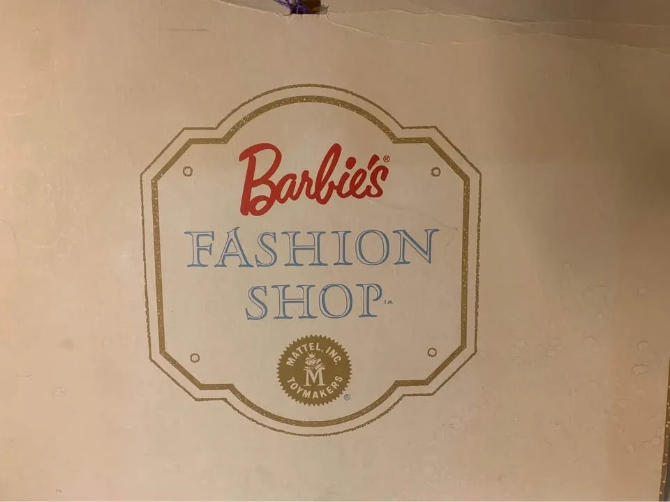 Vintage 1960s Mattel Barbie Fashion Shop Cardboard image indicator(10)