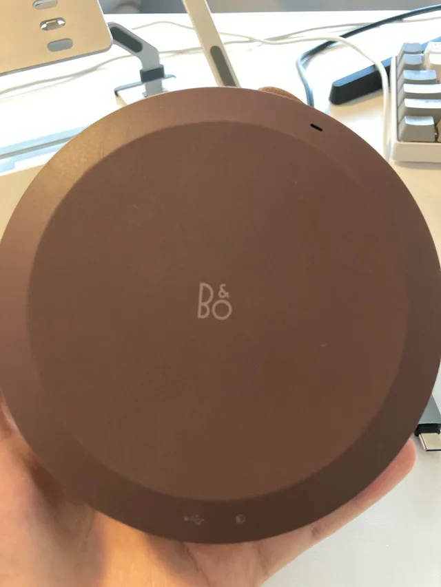 B&O beoplay A1 speaker