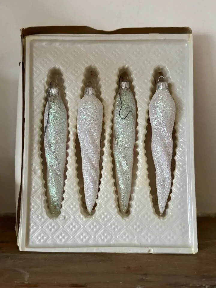 MCM Commodore Glass Icicles (Made in Romania) image indicator(3)