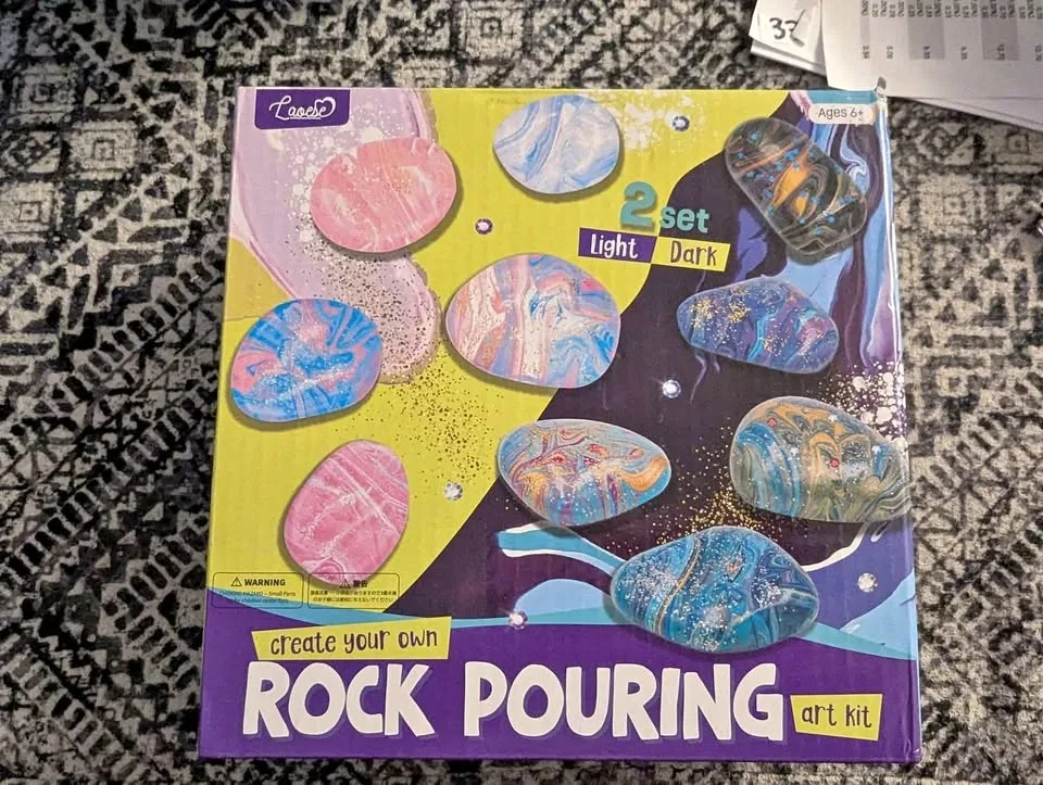 Rock pouring kit make your own rocks art kit brand new