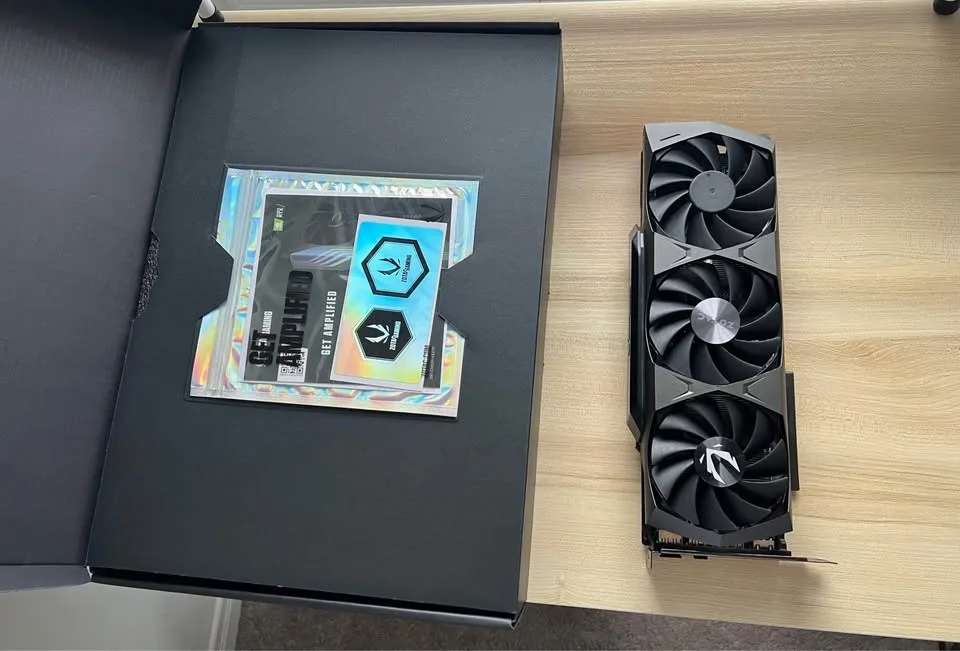 Rtx 3080 Zotac Trinity OC with box image indicator(4)