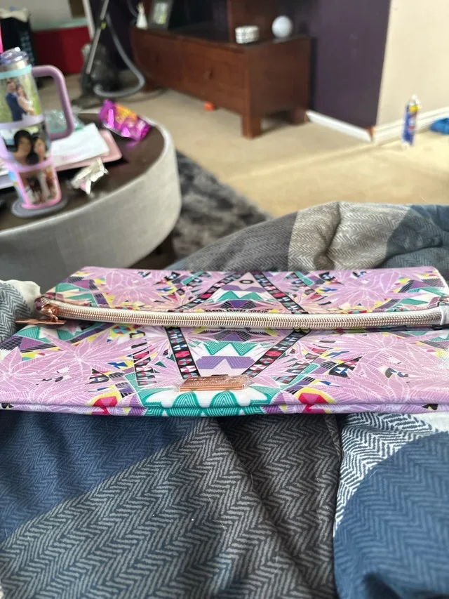 Mara Hoffman Clutch image indicator(2)