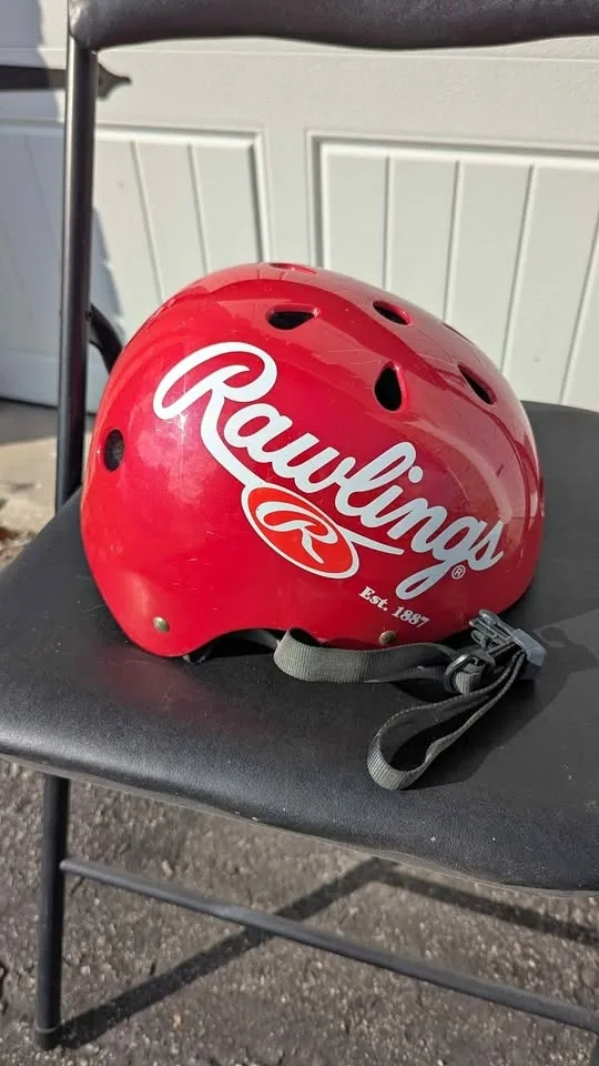 Rawlings kids bike helmet (size 52-56)