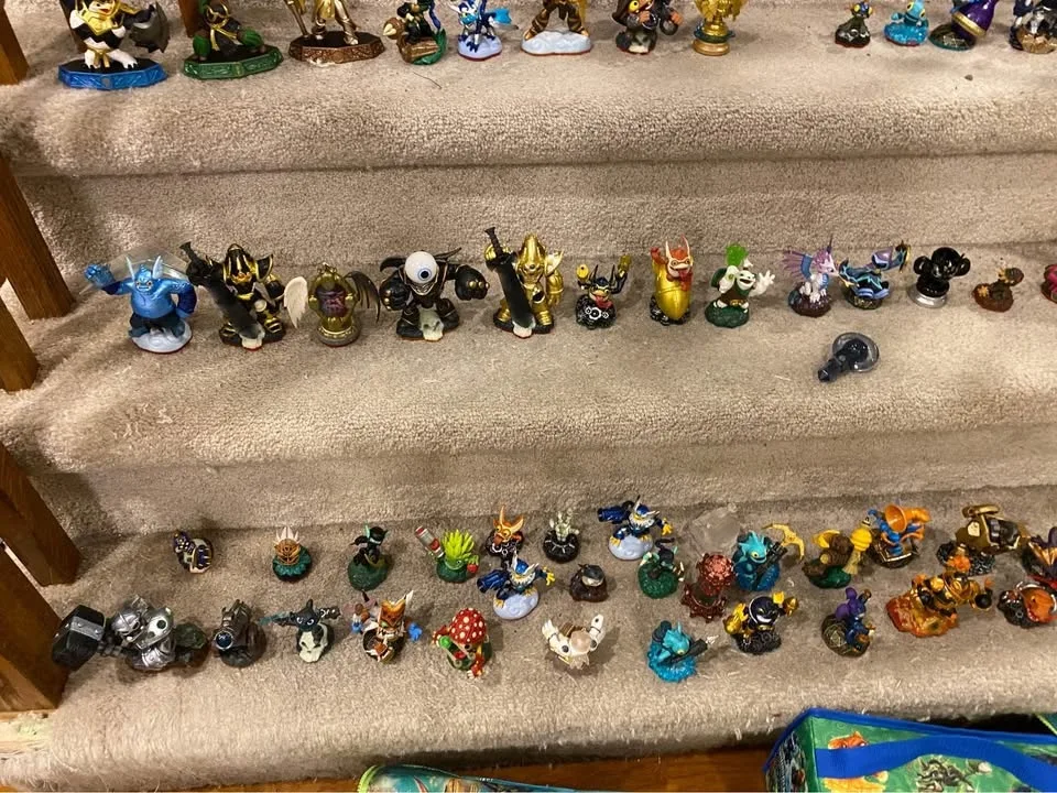 Skylander Characters ( Look in description ) image indicator(9)