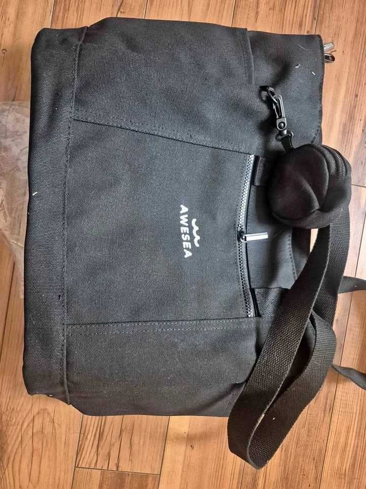 Awesea tote bag