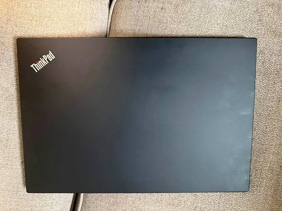 Lenovo ThinkPad T15 Gen 2i - i7, Touchscreen, Like New
