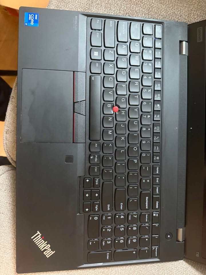 Lenovo ThinkPad T15 Gen 2i - i7, Touchscreen, Like New - photo 3