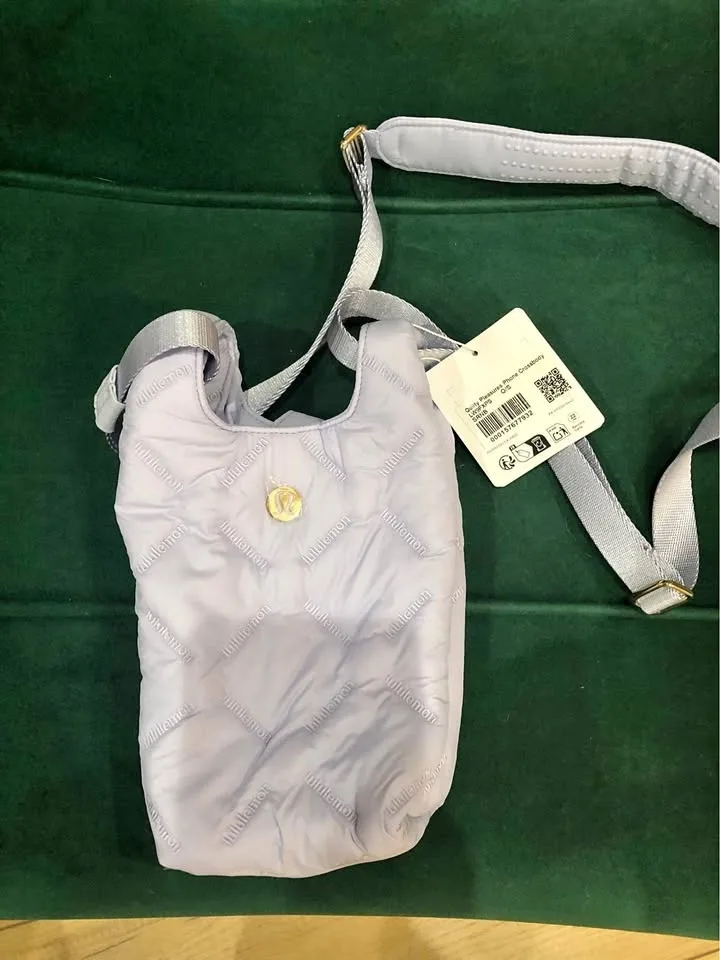 Lululemon Bucket Bag in Serena Blue - NWT