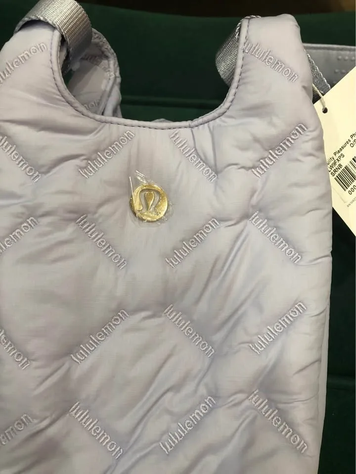 Lululemon Bucket Bag in Serena Blue - NWT image indicator(2)