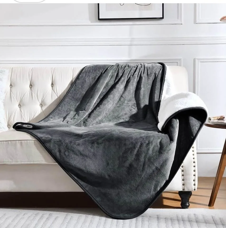 Waterproof Blanket for Bed Couch Sofa, Soft Liquid Pee Proof Pet image indicator(4)