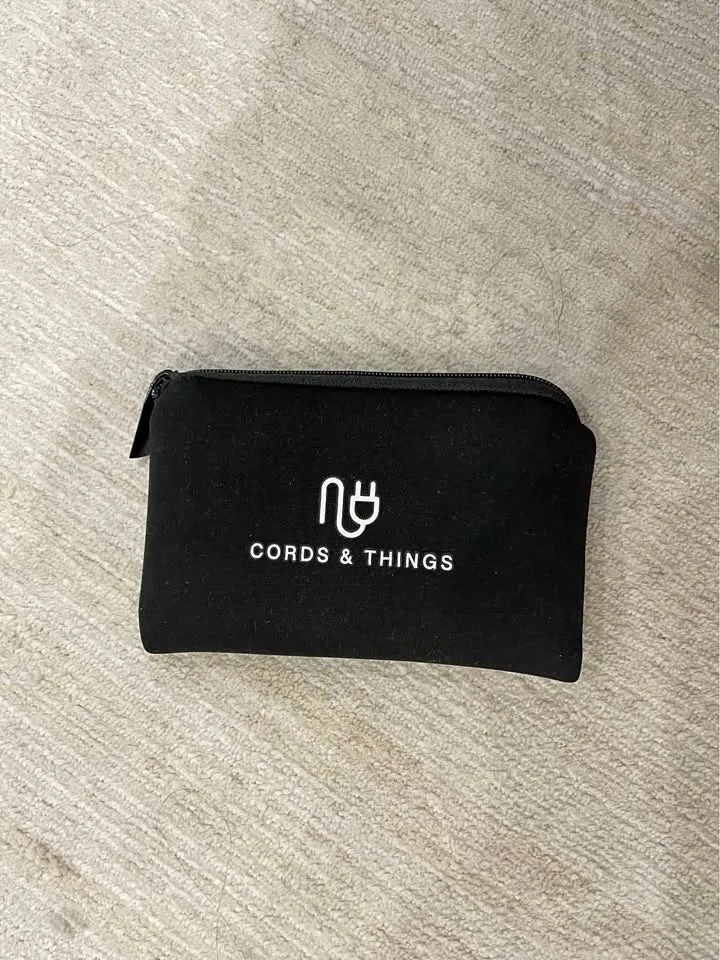 cords / tech pouch