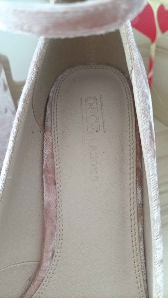 ASOS Blush Pink Velvet Block Heels - Size 6 - $30 - photo 5