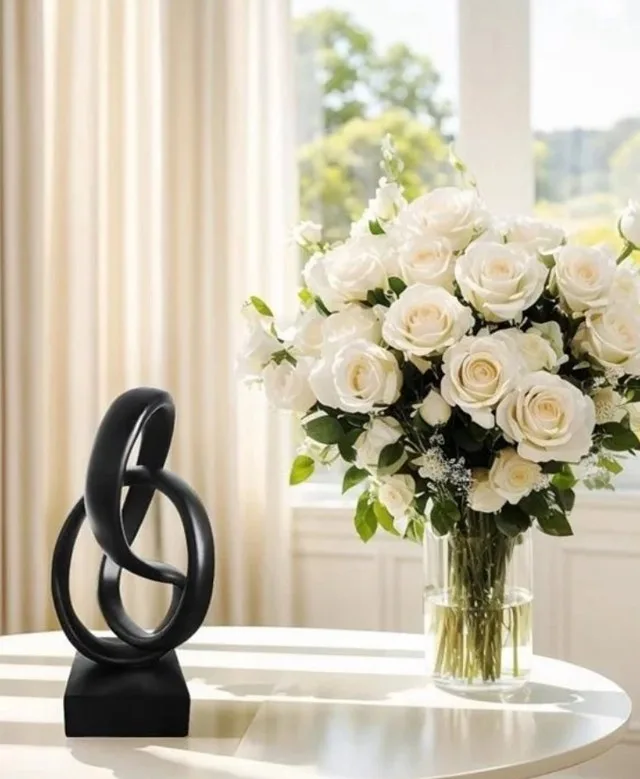 Black Abstract Sculpture image indicator(3)