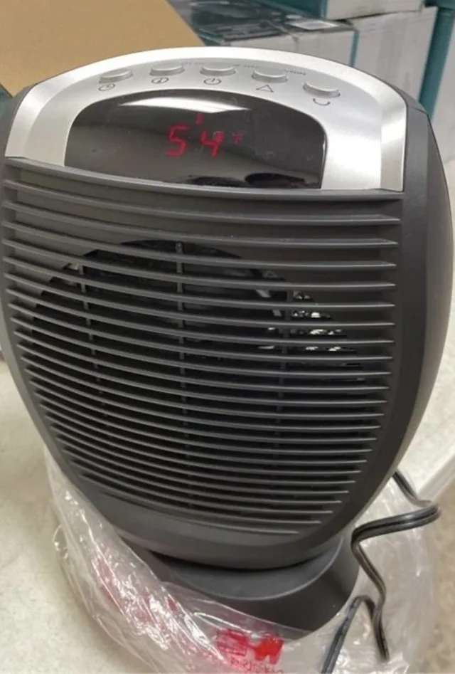 Digital portable space heater 1500W new in box