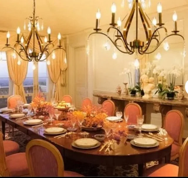 24” Gold Chandelier image indicator(2)