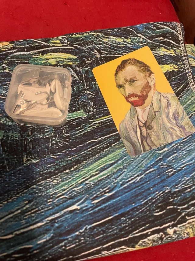 Van Gogh Tapestry image indicator(2)