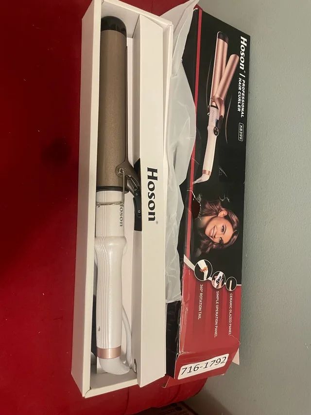 New in Box Hoson Hair Curler
