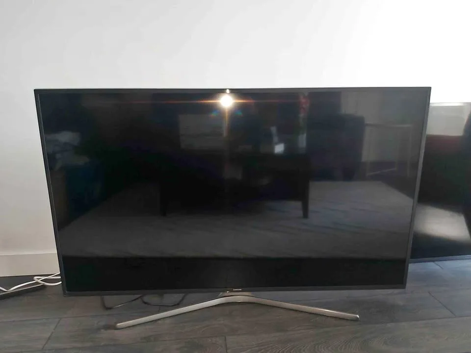 55" Samsung 4K UHD Smart TV with Remote