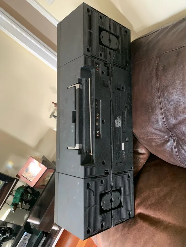 boombox ghetto blaster magnasonic cps 945 ( for parts ) image indicator(2)