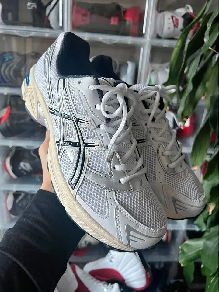 Asics Gel 1130 (Size 11) Men’s Navy/White