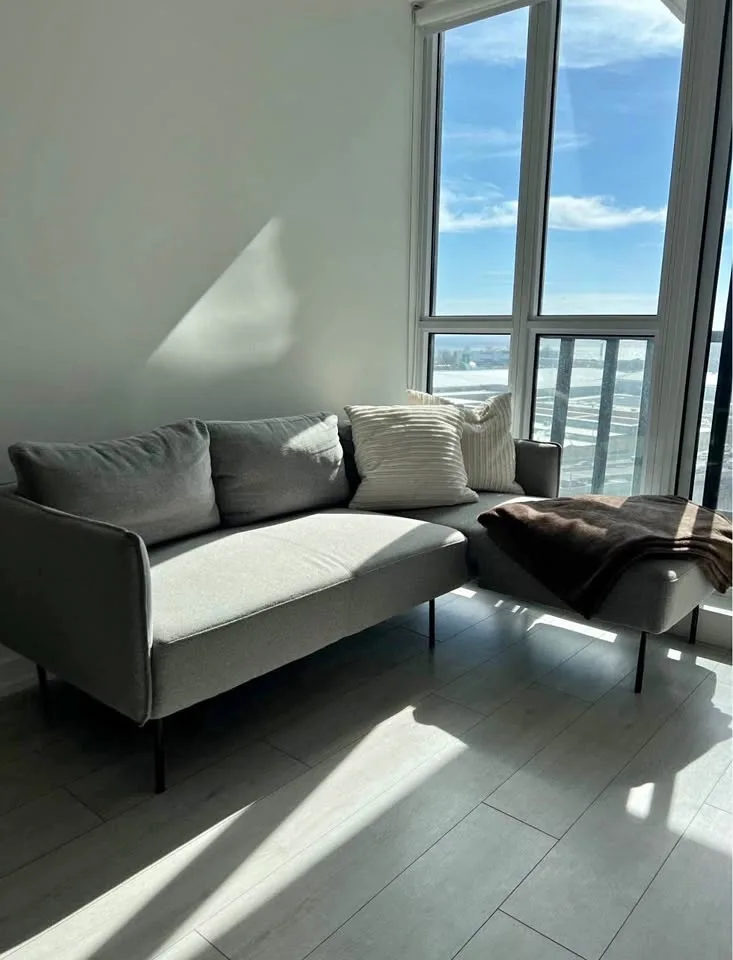 Structube dark grey sectional (DELIVERY AVAILABLE)