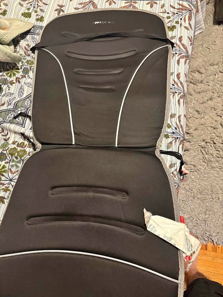 Plug in car seat heater