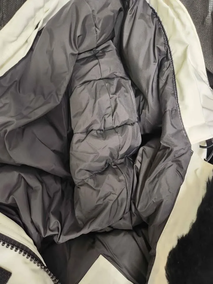 Women's XS Canada Goose Expedition Parka - Never Worn image indicator(8)