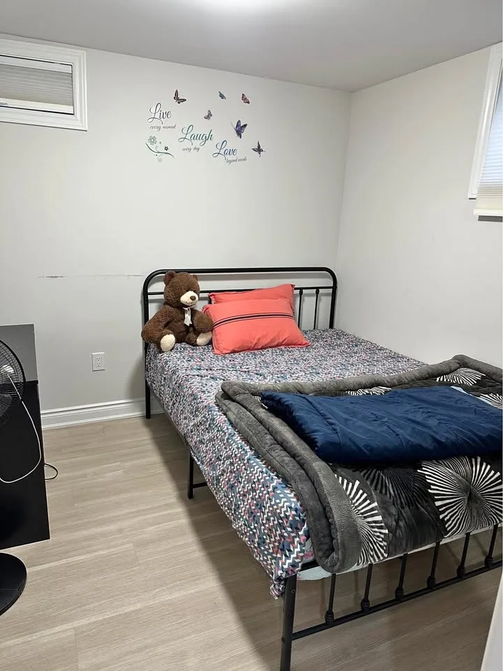 Private room for rent