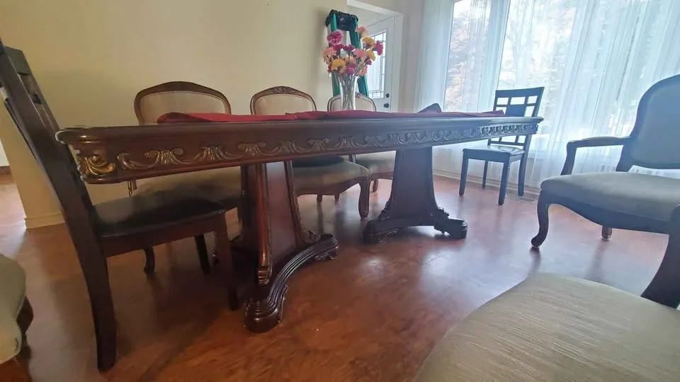 Antique Dining Table Set – 6 Chairs, 2 Leaves, Ornate Carved Woo image indicator(4)