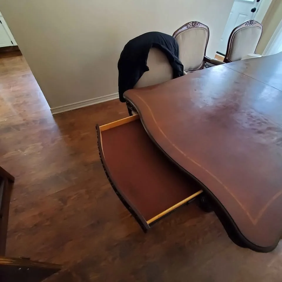 Antique Dining Table Set – 6 Chairs, 2 Leaves, Ornate Carved Woo image indicator(7)