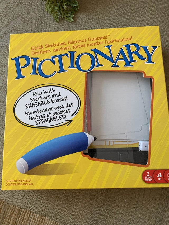 Pictionary board game - dry erase edition!