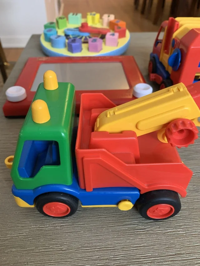 Classic WADER toy tow & garbage trucks.