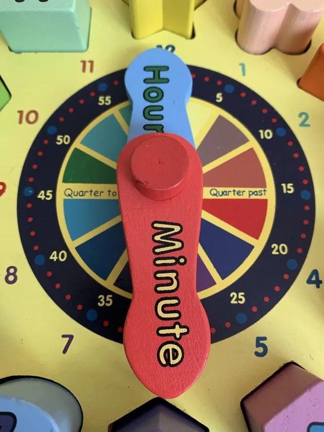 Melissa & Doug Wooden Clock image indicator(2)