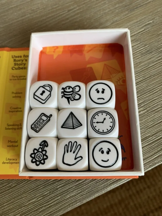 Rory's Story Cubes Game image indicator(3)
