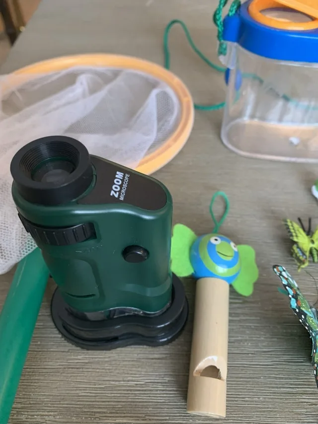 Mini Microscope, Wilderness & Nature Explorer Toy Collection image indicator(2)