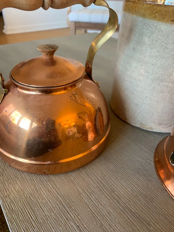 Vintage Copper Kettles image indicator(3)