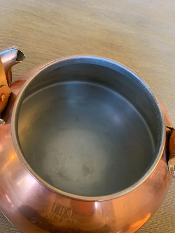 Vintage Copper Kettles image indicator(4)