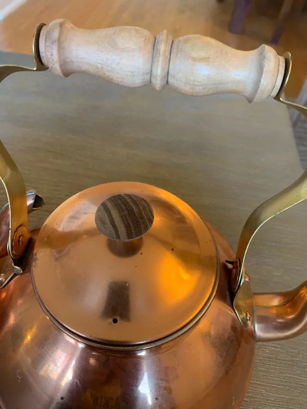 Vintage Copper Kettles image indicator(8)