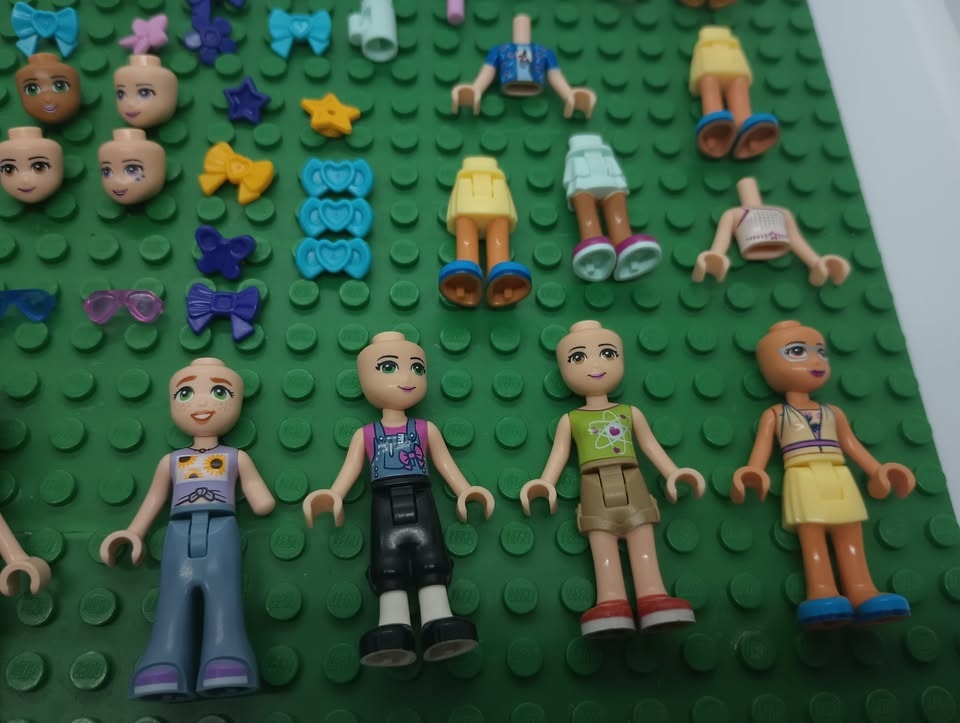 Lot of Lego Friends Minifigs and Minifig Parts and Accessories - photo 2